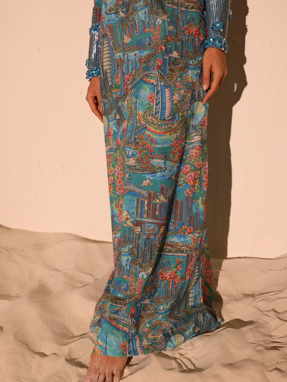 Bougainvillea in Dubai (Turquoise) B202